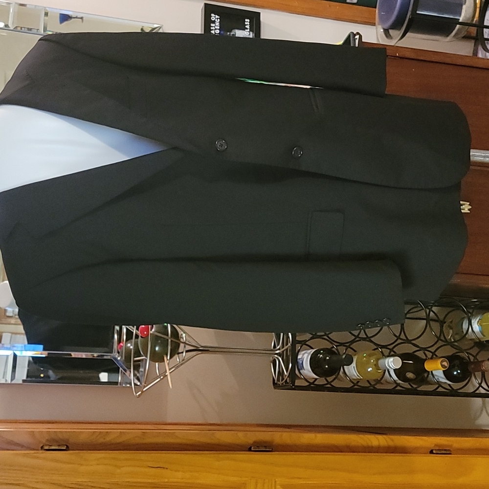 Jack Henry, Zante. Black blazer. 42L